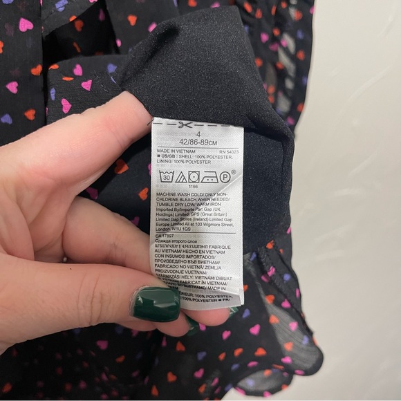 NWT Banana Republic black heart print surplice ruffle long sleeve dress (size 4) - Picture 6 of 7